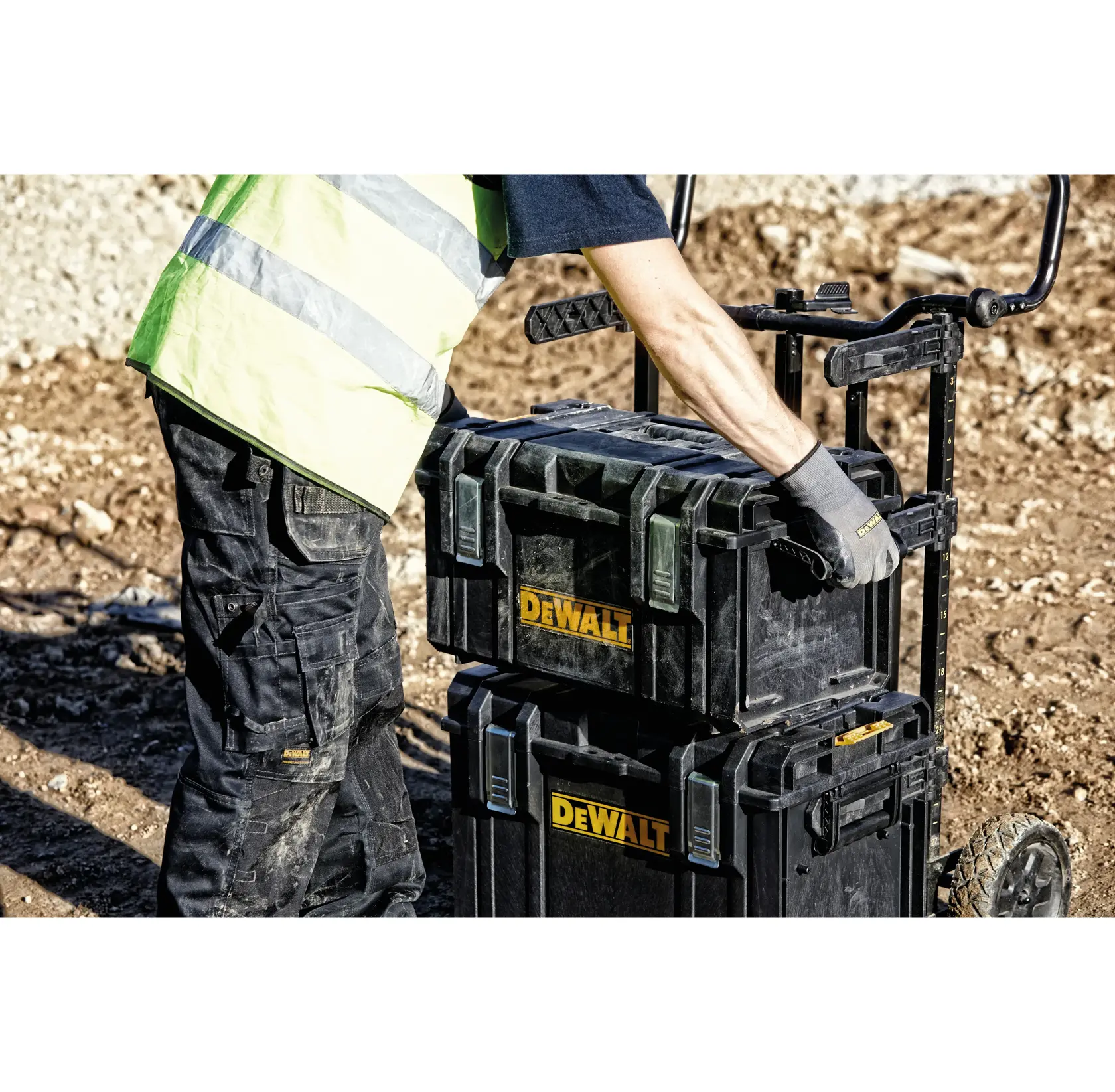 TOUGHSYSTEM™ VAUNU