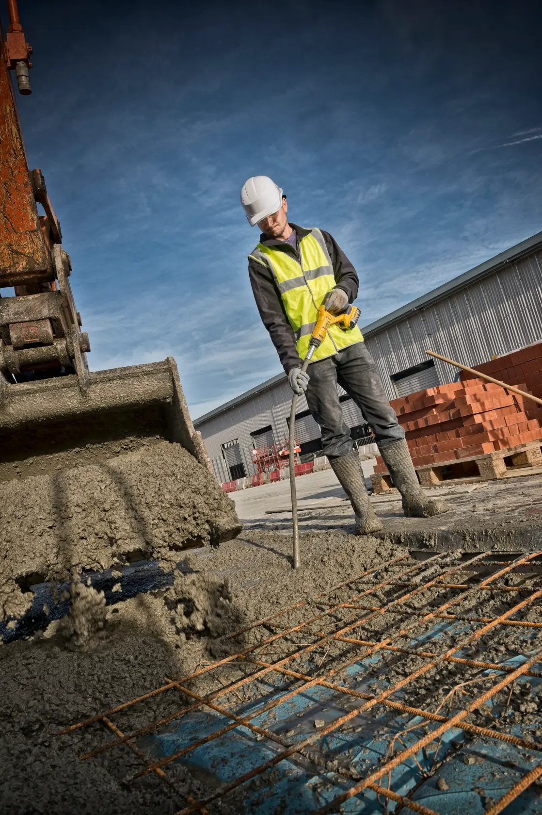 18V XR BETONITÄRYTIN , runko