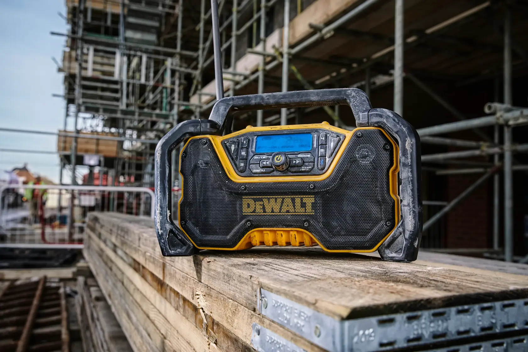 XR Kompakti Bluetooth Radio