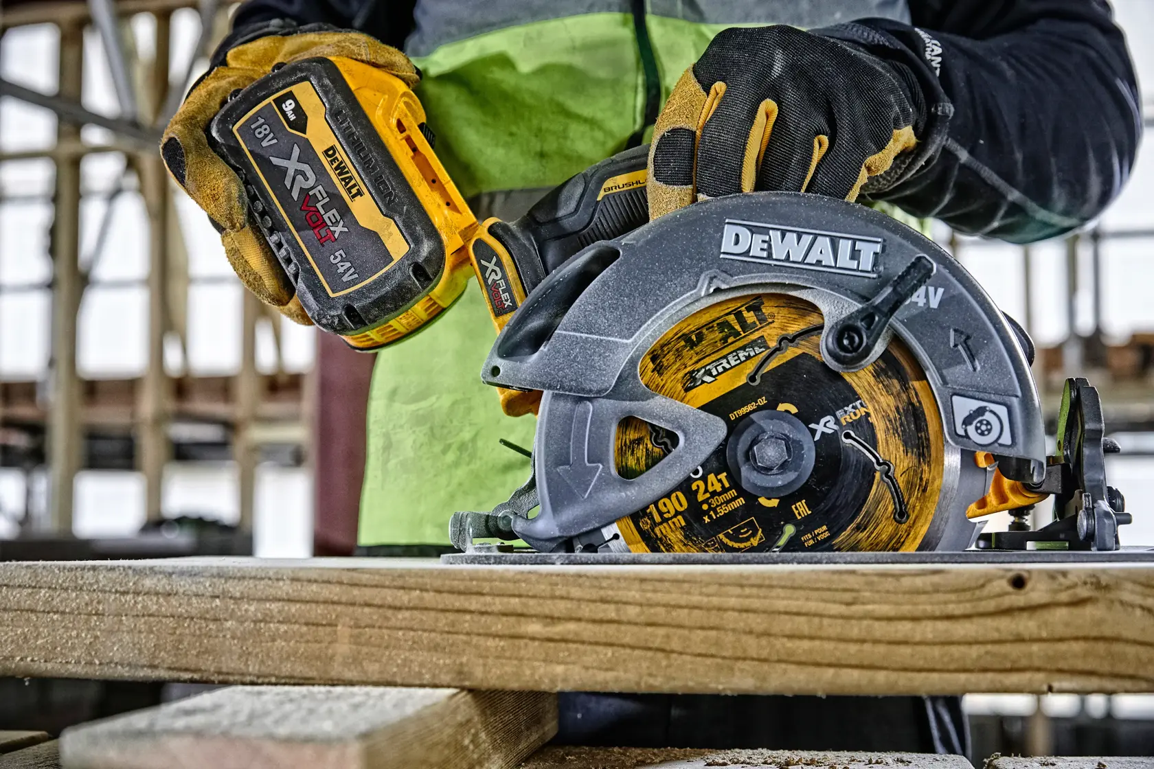 54V XR FLEXVOLT 190 mm -pyörösaha, runko